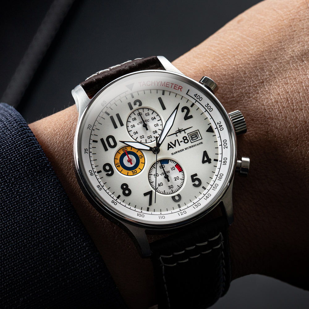 ちか　38 Classic White | Hawker Hurricane Classic Chronograph – AVI-8