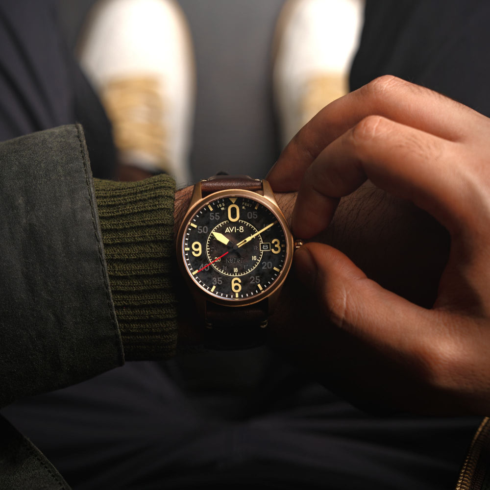 Distressed Black | Spitfire Smith Automatic – AVI-8 Timepieces