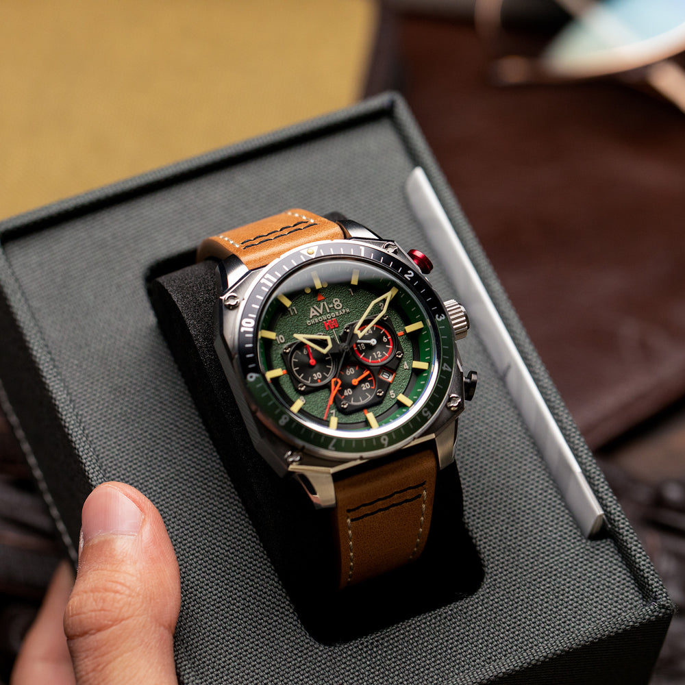 Avi-8 Montre Hawker Hunter Atlas GMT Automatic AV-4122-01 à vendre pour Avi-8 Montre Hawker Hunter Atlas GMT Automatic AV-4122-01 à vendre pour